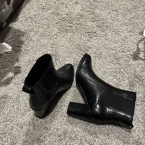 Clark Chelsea Boots